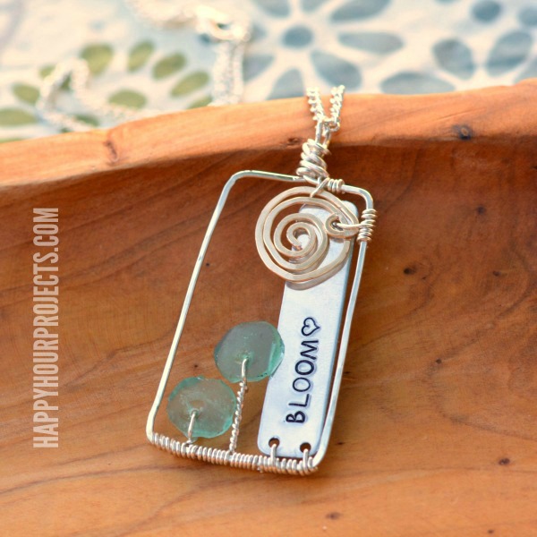 Bloom-Wire-Wrapped-Floral-Scene-Pendant-1.2