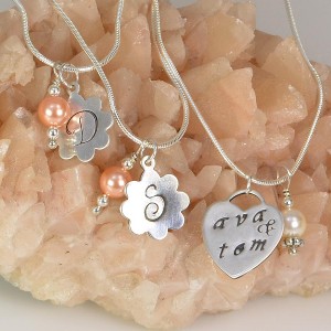 avas-day-bridal-set